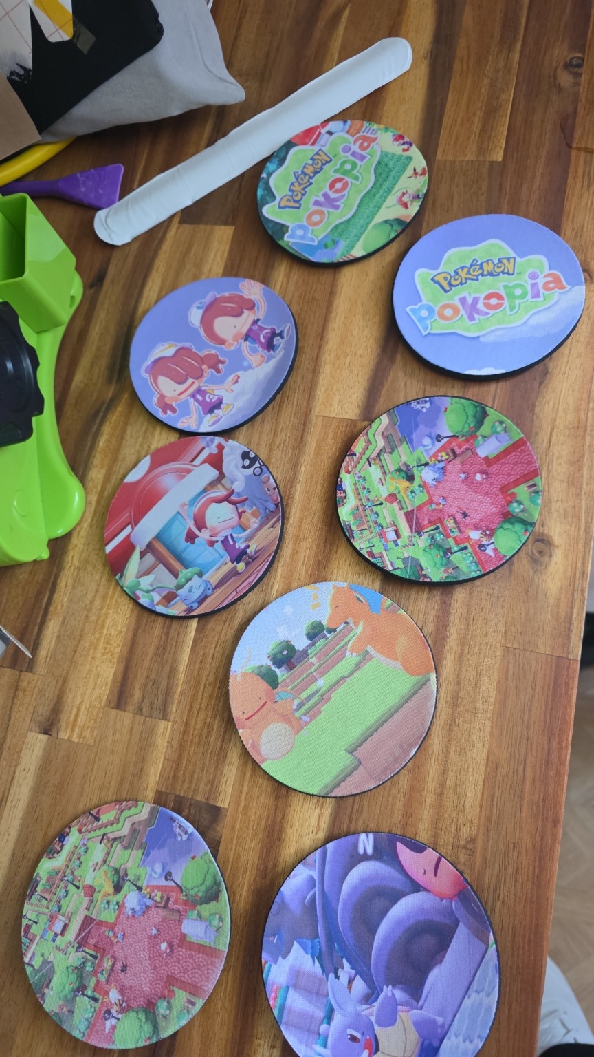 Dessous de verre Pokopia réellement fabriqués dans l’atelier Créatty